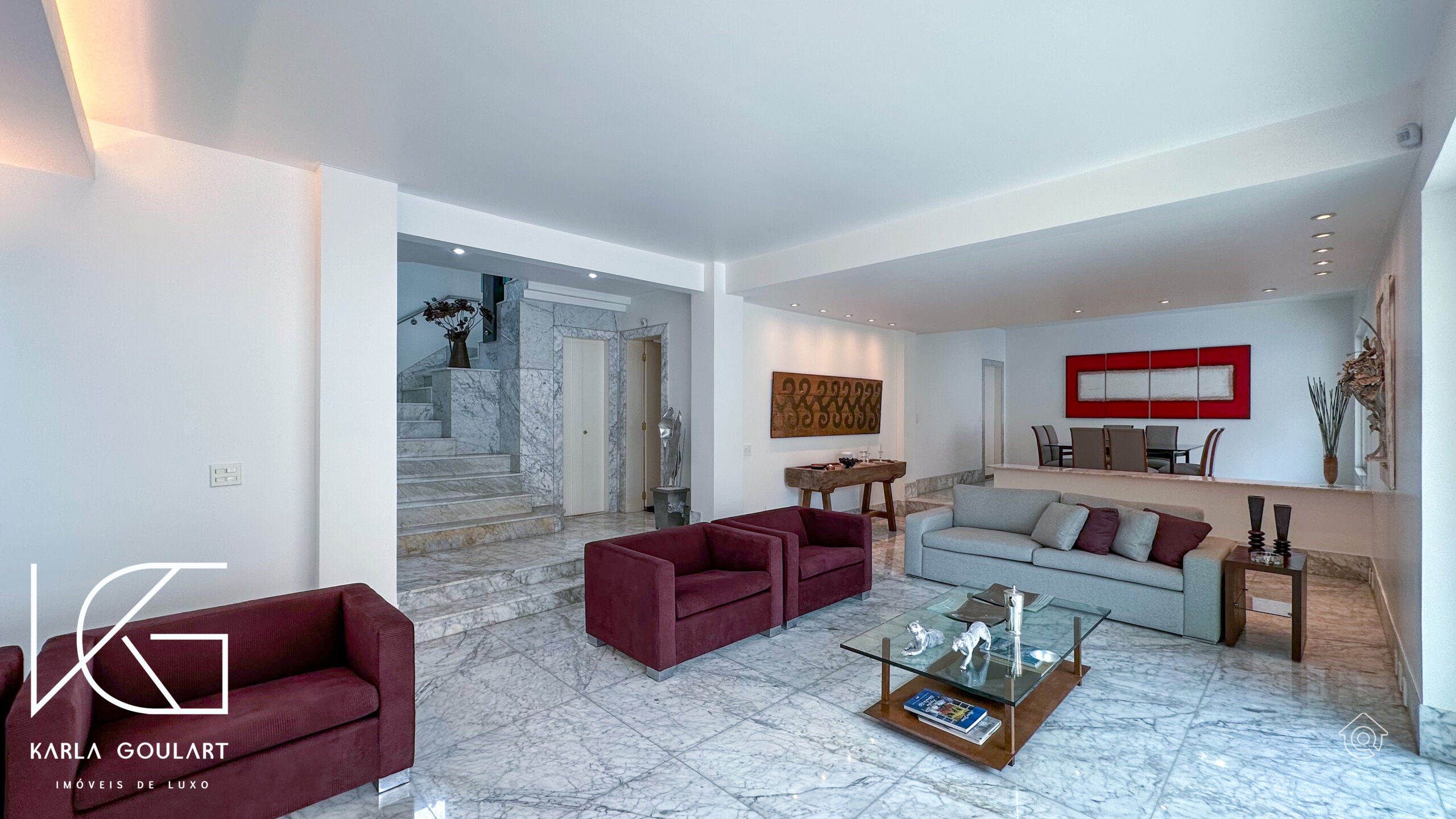 Escada Casa com 3 quartos, 410m2, a venda por R$4.400.000 – Belvedere– Belo HorizonteMG