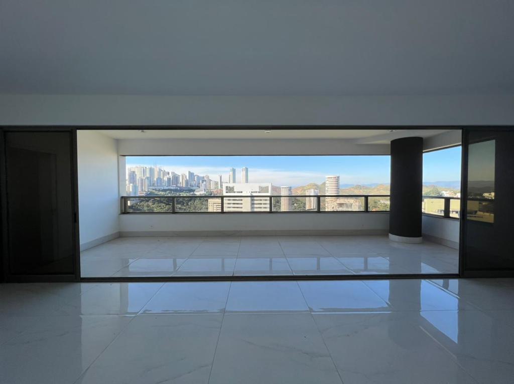 Sala de Estar Apartamento de 4 Quartos, com 4 vagas, à venda por R$2.390.000,00 no Edifício Residencial Boulder, Vale do Sereno Nova Lima - MG